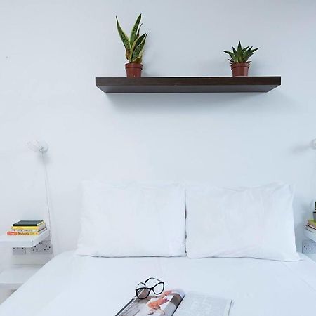 Stylish 2 Bedroom Flat With Balcony In 런던 외부 사진